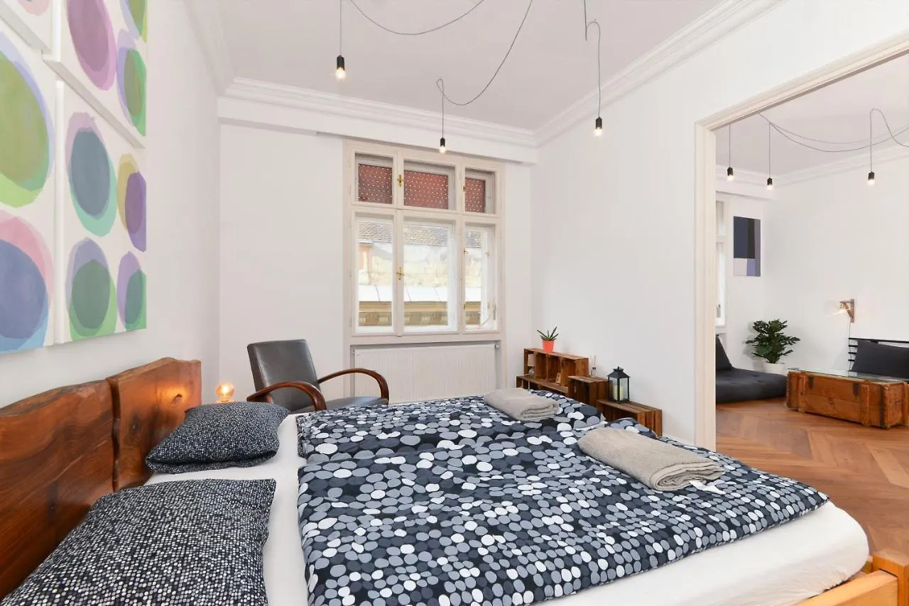 Daylight Apartment, The Best Location Budapest Apartment